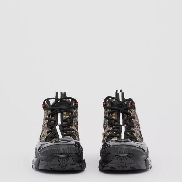 BURBERRY MEN - Picture 5 of 8